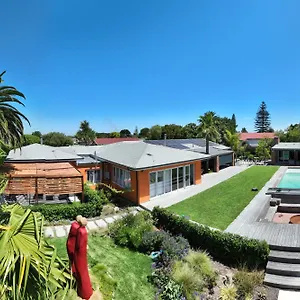 Garten Mit Pool, 2 Schlafzimmer Cape Town